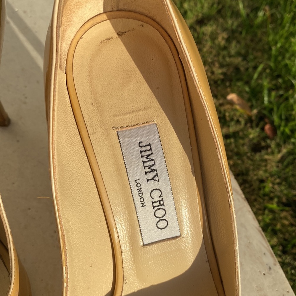 Jimmy Choo patent leather heels - Picture 2 of 9